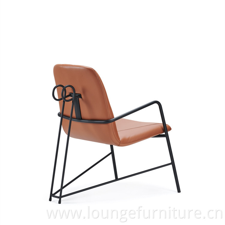 High Quality Italian Simple Design Lounge Chair Living Reclining Soft Lounge Chair